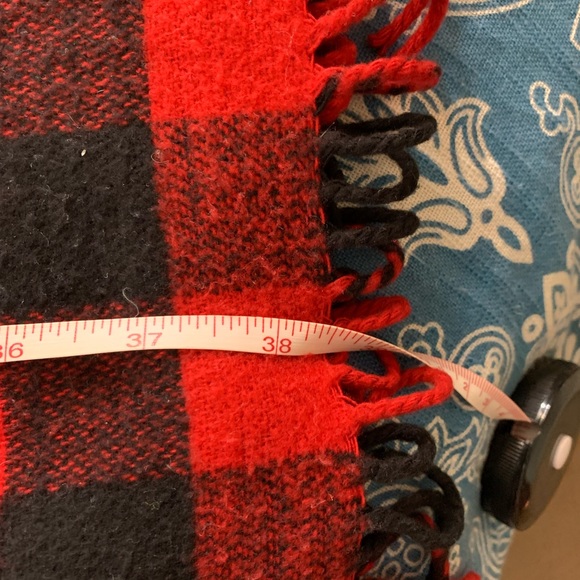 EUC J. Crew Red Plaid Scarf - Picture 9 of 9